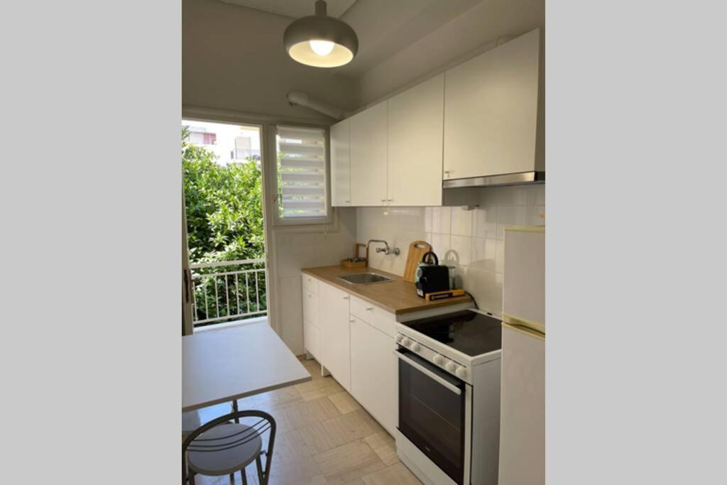 Studio Stay Apartment Каламата Екстер'єр фото